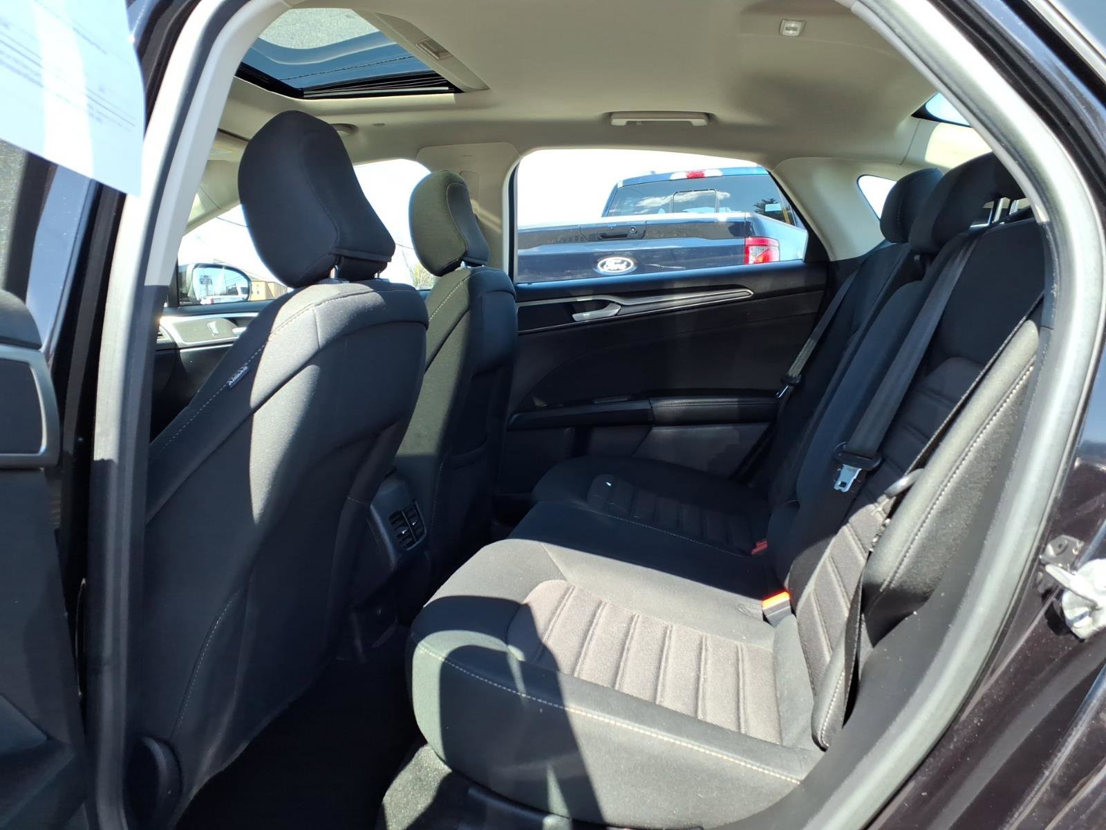 Certified 2020 Ford Fusion SE FWD image 13