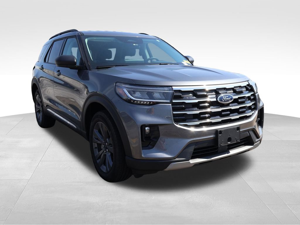 Certified 2025 Ford Explorer Active w/ Active Comfort Package AWD/4WD image 13