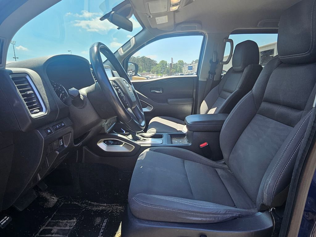Used 2022 Nissan Frontier SV RWD image 12