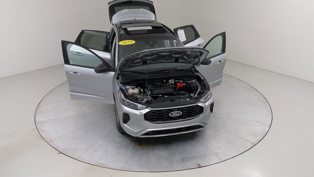 Certified 2023 Ford Escape ST-Line w/ Tech Pack #1 image 44