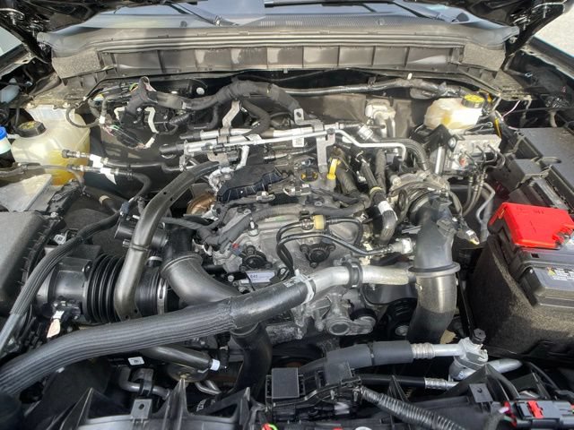 Certified 2025 Ford Bronco Outer Banks AWD/4WD image 13