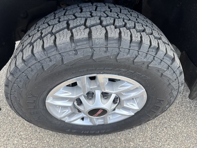 Used 2022 GMC Sierra 2500 SLE w/ SLE Convenience Package image 7