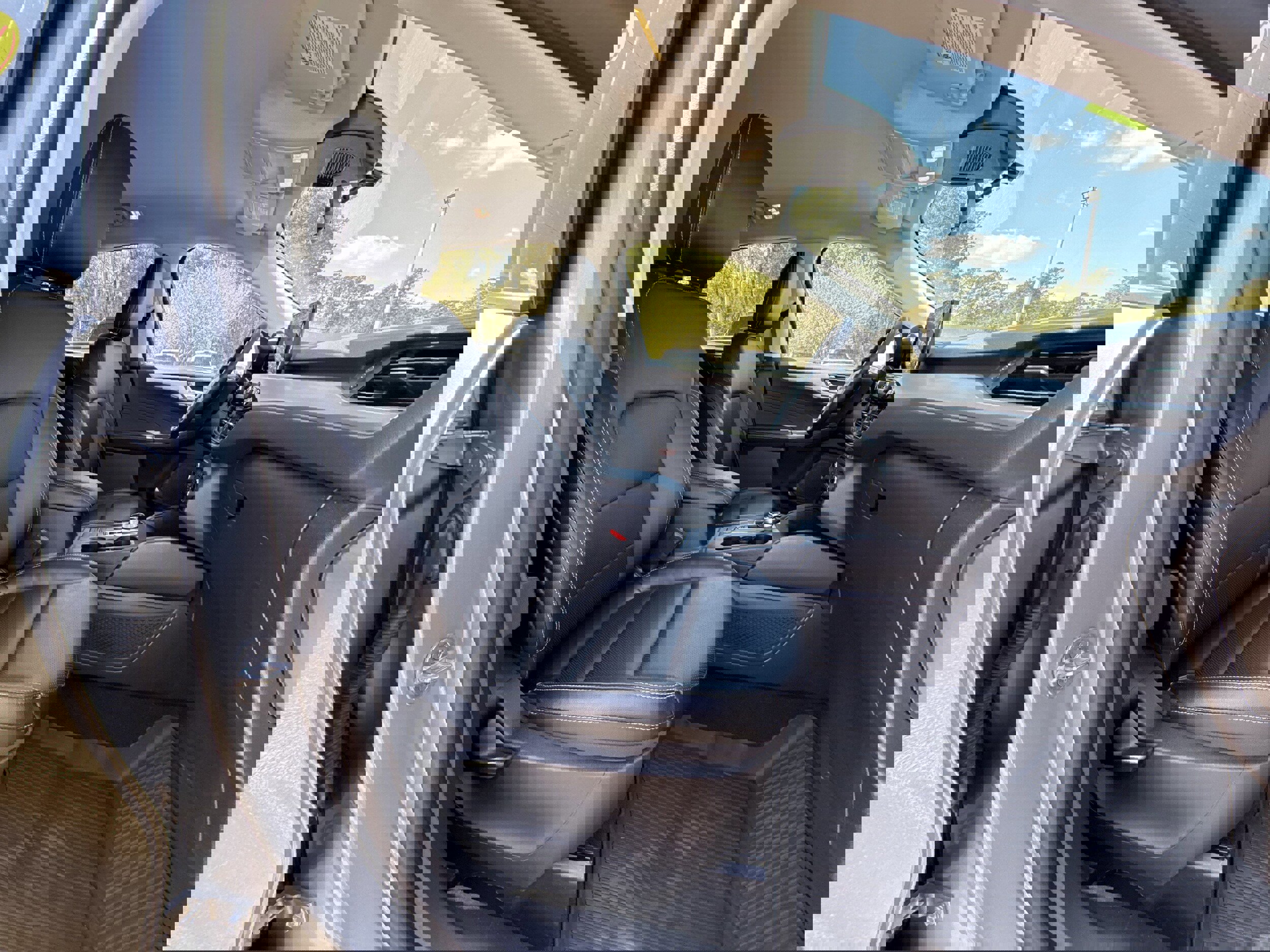 Certified 2022 Ford Escape SEL image 11