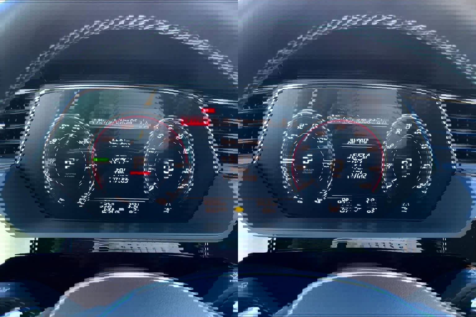 Used 2024 Audi Q8 e-tron Premium Plus w/ Premium Plus Package image 19