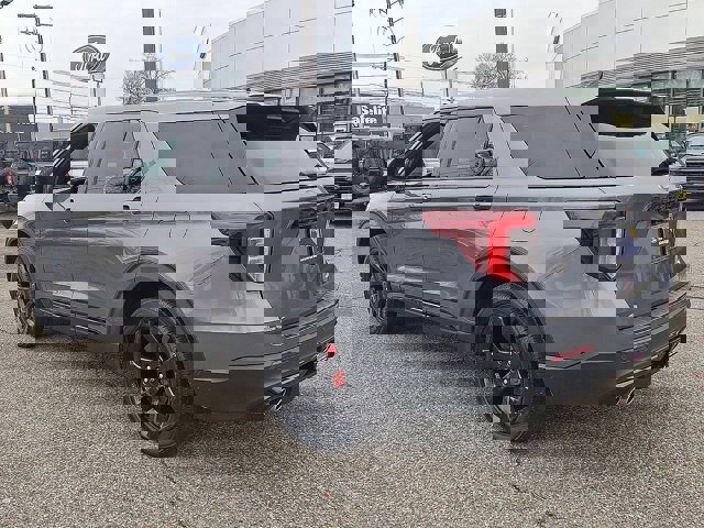 Certified 2022 Ford Explorer ST w/ Equipment Group 401A image 4