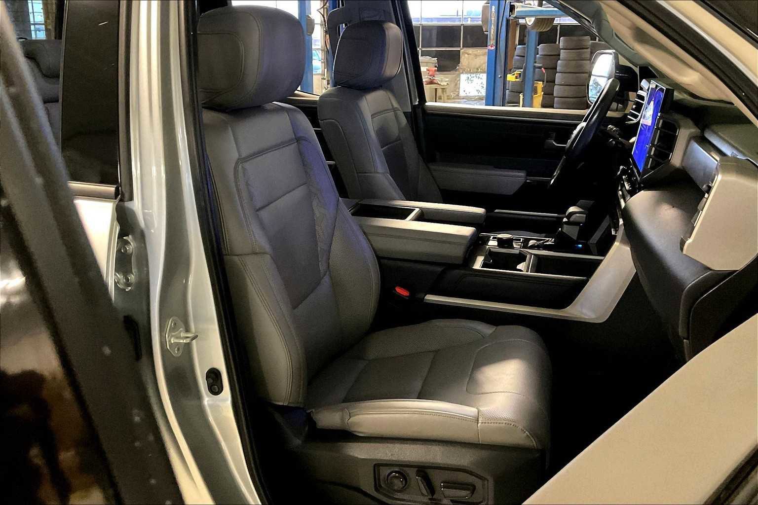 Used 2022 Toyota Tundra Limited image 20