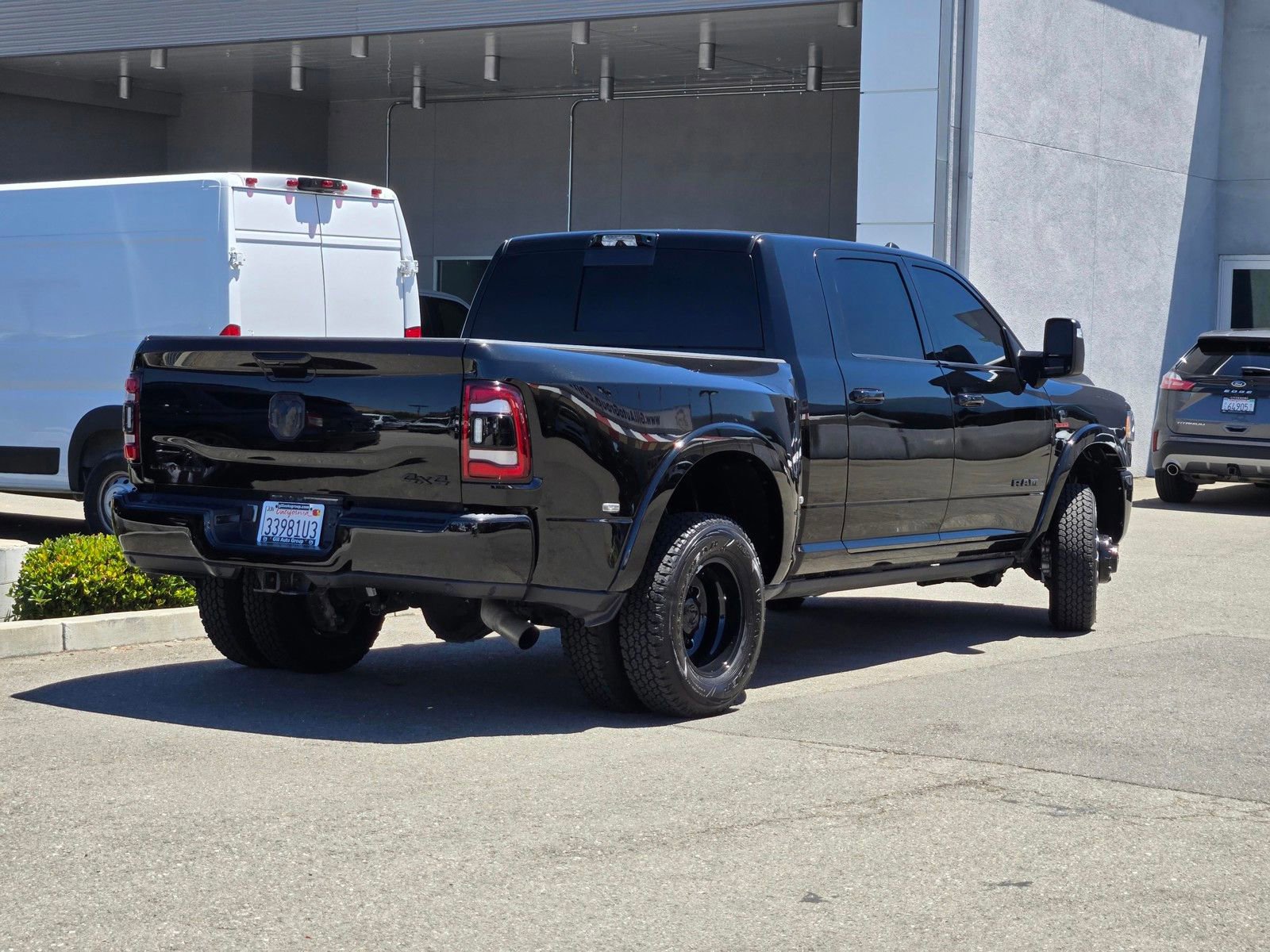 Used 2023 RAM 3500 Limited AWD/4WD image 4