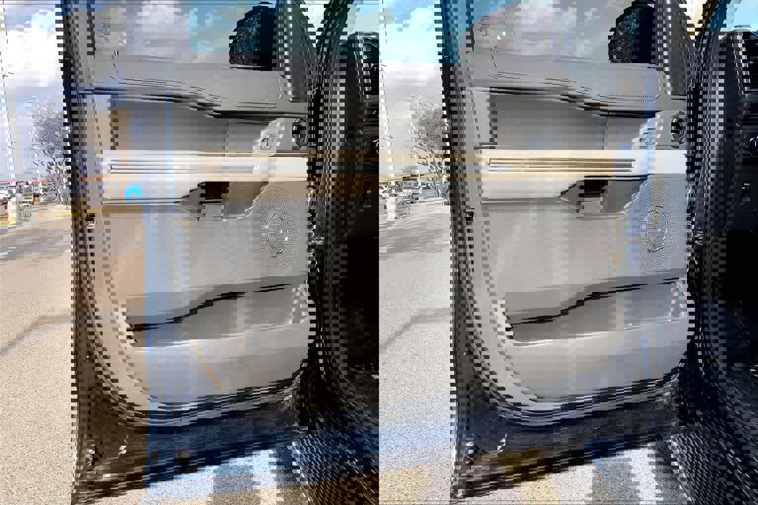 Certified 2021 Ford Expedition Max XLT image 22