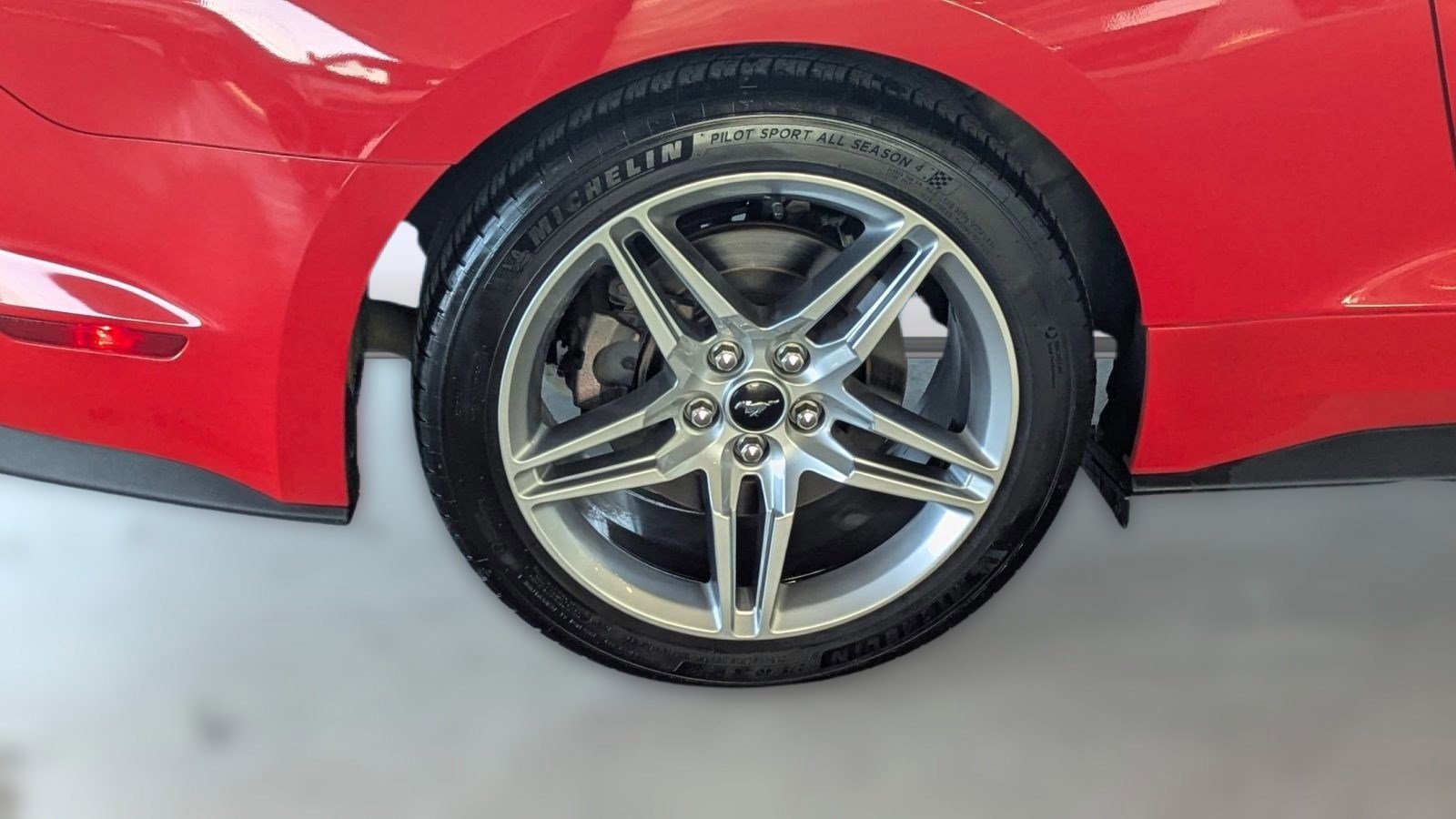 Certified 2019 Ford Mustang GT w/ GT Performance Package image 12