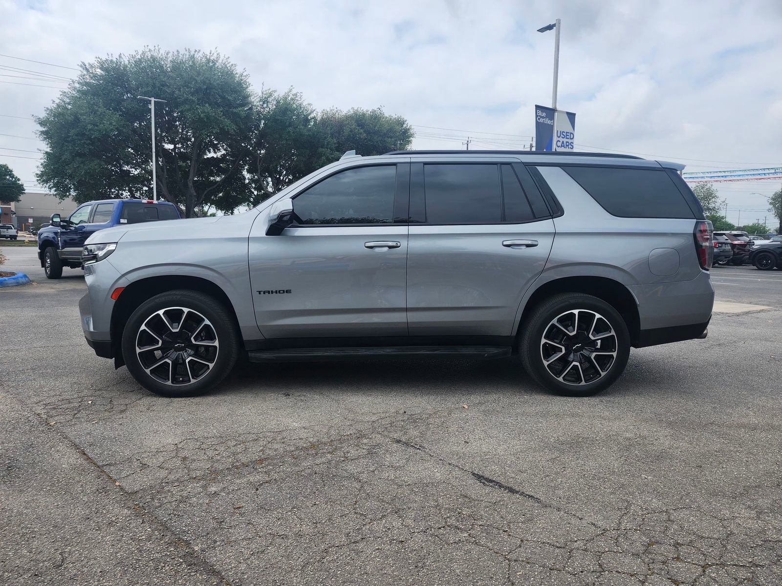 Used 2023 Chevrolet Tahoe RST w/ Sport Performance Package image 5