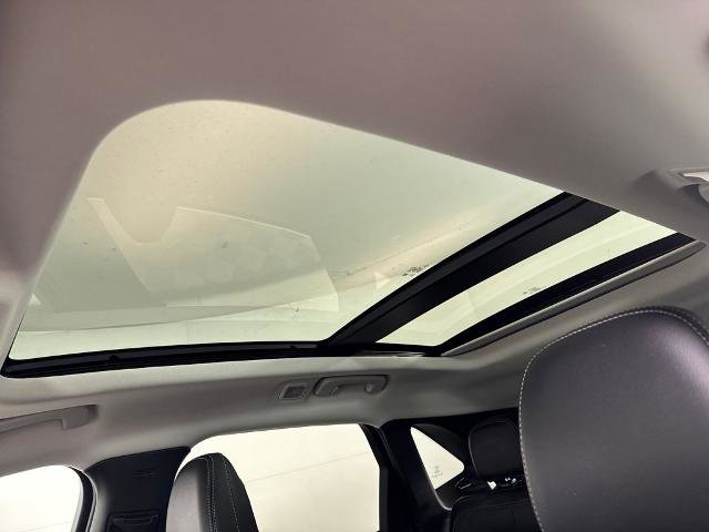 Certified 2025 Ford Escape SE w/ PHEV Premium Package image 11