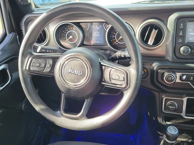 Used 2018 Jeep Wrangler Unlimited Sport image 17