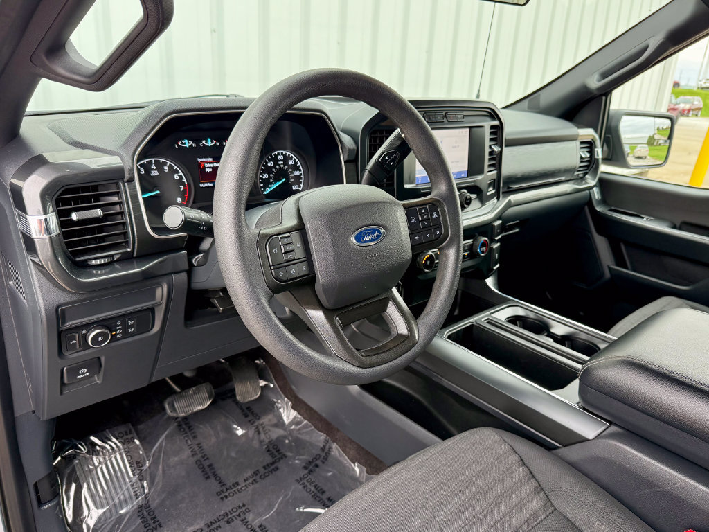 Certified 2021 Ford F150 XL w/ STX Appearance Package AWD/4WD image 10