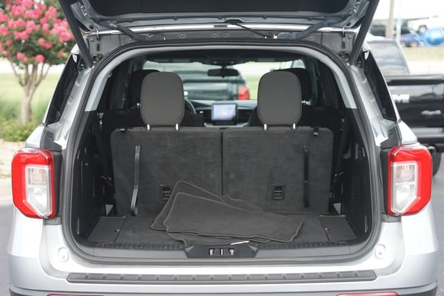 Certified 2022 Ford Explorer XLT RWD image 33