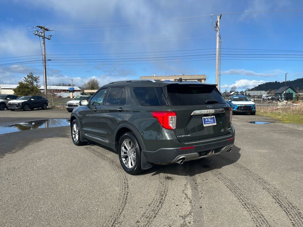 Certified 2022 Ford Explorer Limited w/ Equipment Group 301A image 5