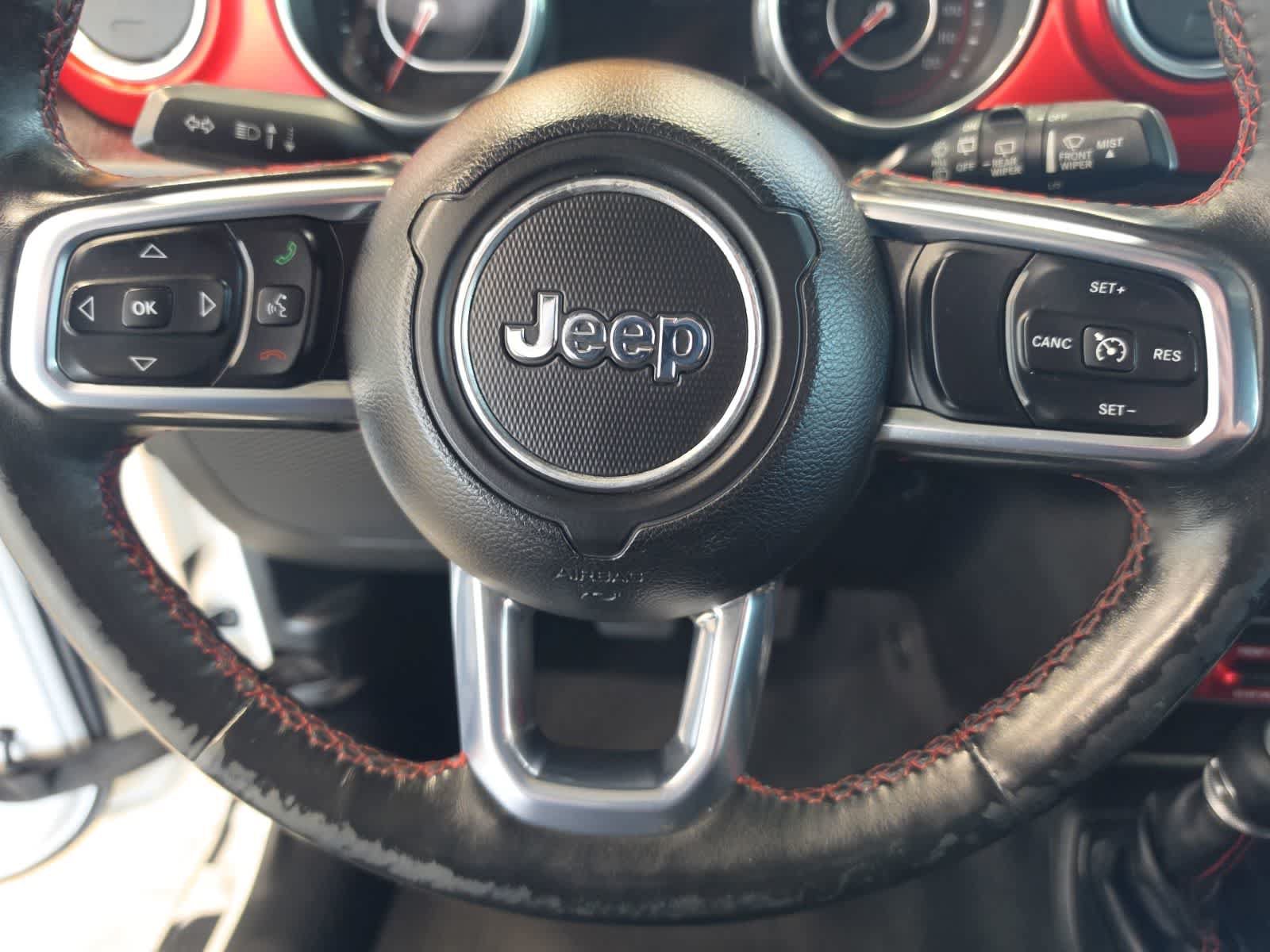 Used 2018 Jeep Wrangler Unlimited Rubicon w/ Dual Top Group AWD/4WD image 20