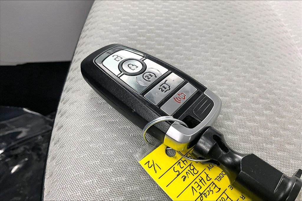 Certified 2024 Ford Escape SE FWD image 11