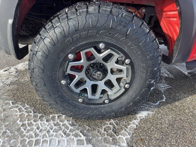 Certified 2019 Ford F150 Raptor w/ Equipment Group 802A Luxury image 46