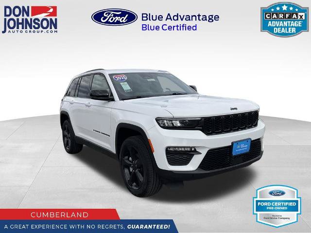 Used 2025 Jeep Grand Cherokee Limited w/ Black Appearance Package