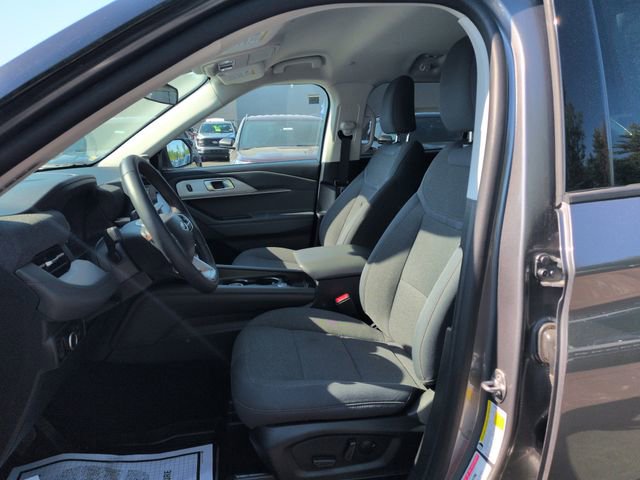 Certified 2025 Ford Explorer Active AWD/4WD image 12