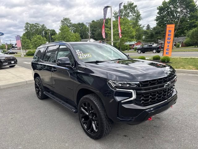 Used 2023 Chevrolet Tahoe Z71 w/ Luxury Package AWD/4WD image 4