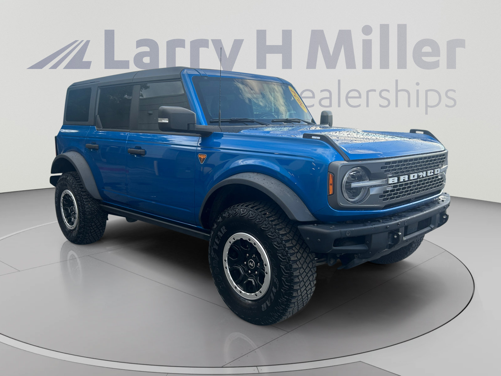Certified 2024 Ford Bronco Badlands AWD/4WD image 7