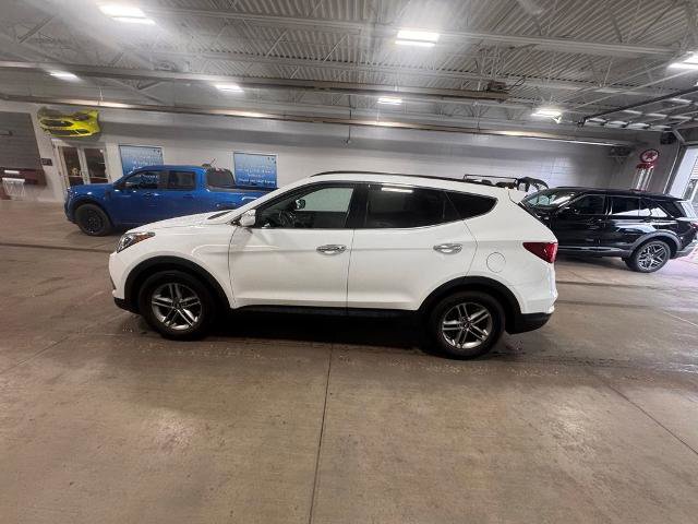 Used 2017 Hyundai Santa Fe Sport w/ 2.4L Tech Package 04 AWD/4WD image 4