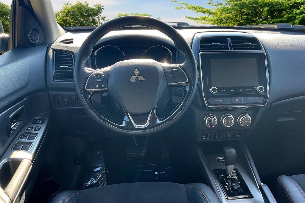 Used 2024 Mitsubishi Outlander Sport SE image 7