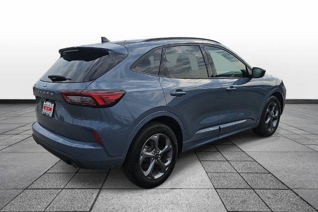 Certified 2024 Ford Escape ST-Line w/ Tech Pack #1 FWD image 5