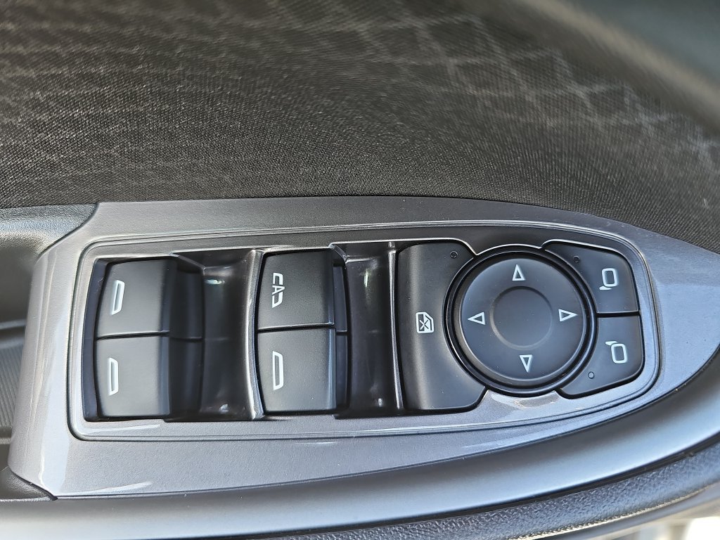 Used 2025 Chevrolet Malibu LT FWD image 26