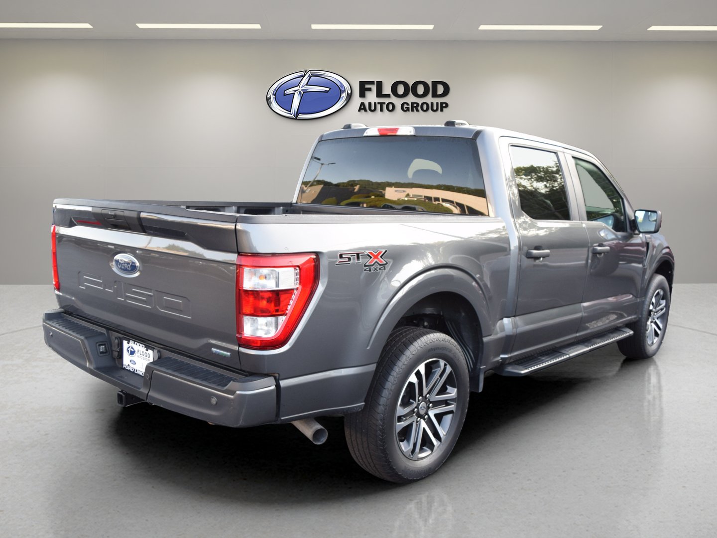 Certified 2023 Ford F150 XL w/ STX Appearance Package AWD/4WD image 3