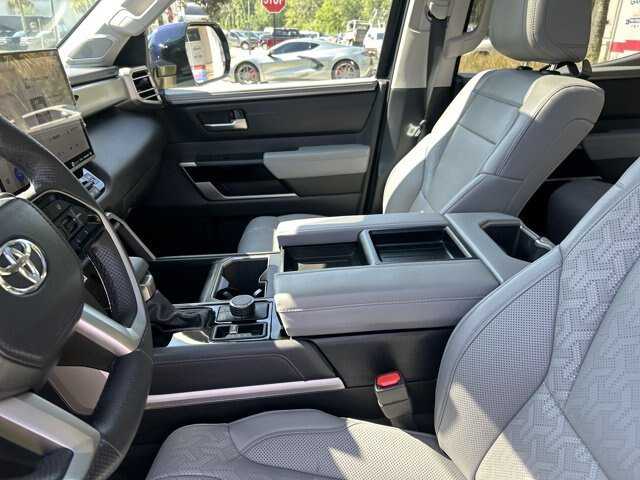 Used 2024 Toyota Tundra Limited AWD/4WD image 20