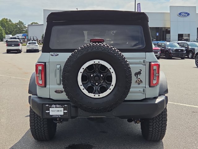 Certified 2022 Ford Bronco Outer Banks w/ Sasquatch Package AWD/4WD image 4
