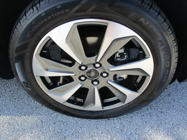 Certified 2023 Ford Escape Platinum w/ Premium Technology Package AWD/4WD image 13