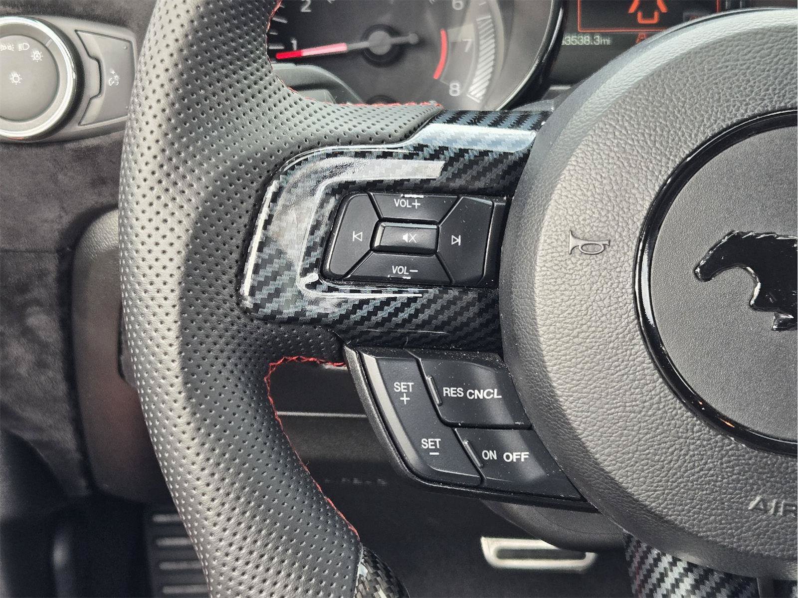 Certified 2022 Ford Mustang Premium RWD image 27