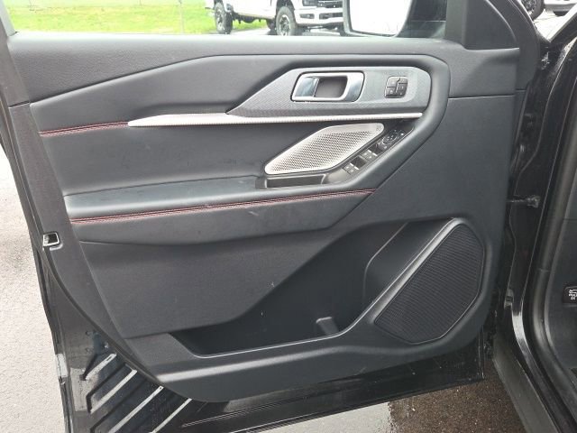 Certified 2025 Ford Explorer ST w/ Sun And Sound Package image 25