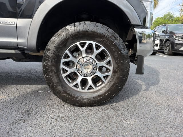 Certified 2022 Ford F250 Lariat w/ Lariat Ultimate Package AWD/4WD image 32