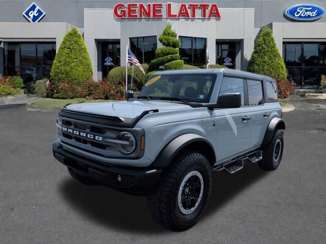 Certified 2023 Ford Bronco Big Bend w/ Sasquatch Package image 3
