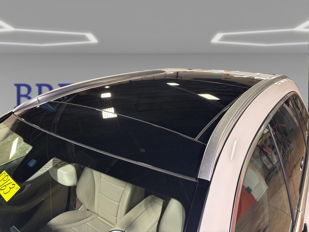 Used 2019 Mercedes-Benz GLC 300 4MATIC image 15