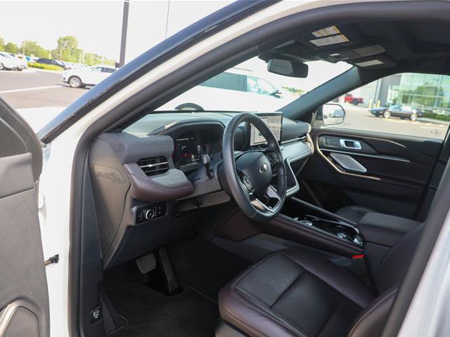 Certified 2025 Ford Explorer Platinum AWD/4WD image 22