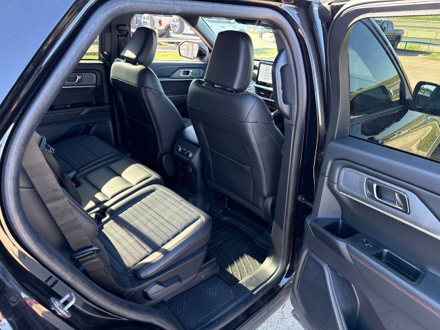 Certified 2025 Ford Explorer ST-Line RWD image 13