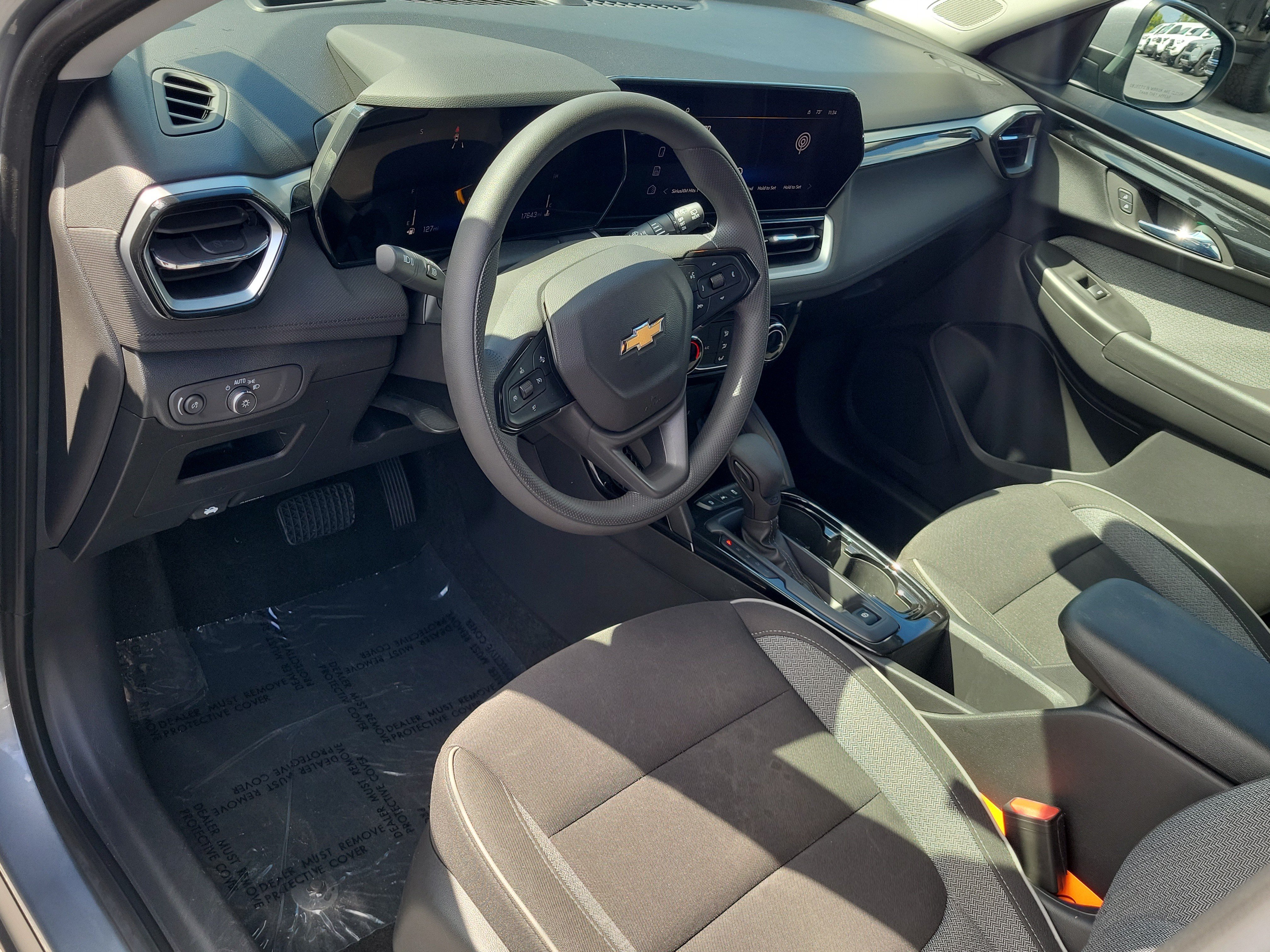 Used 2024 Chevrolet TrailBlazer LT FWD image 22