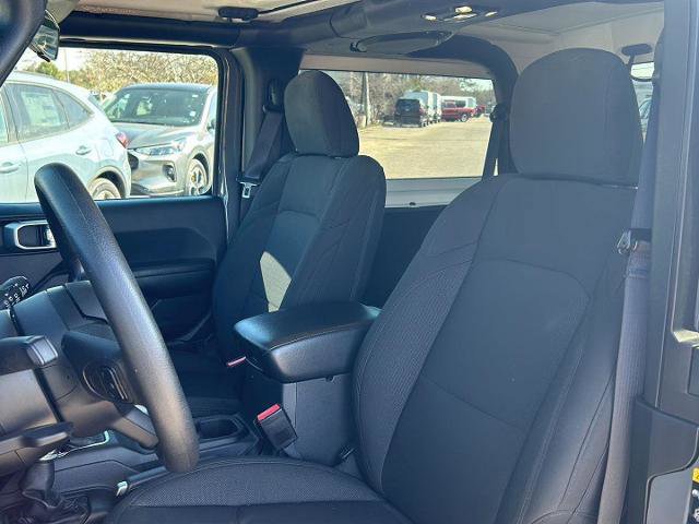 Used 2021 Jeep Wrangler Sport image 28