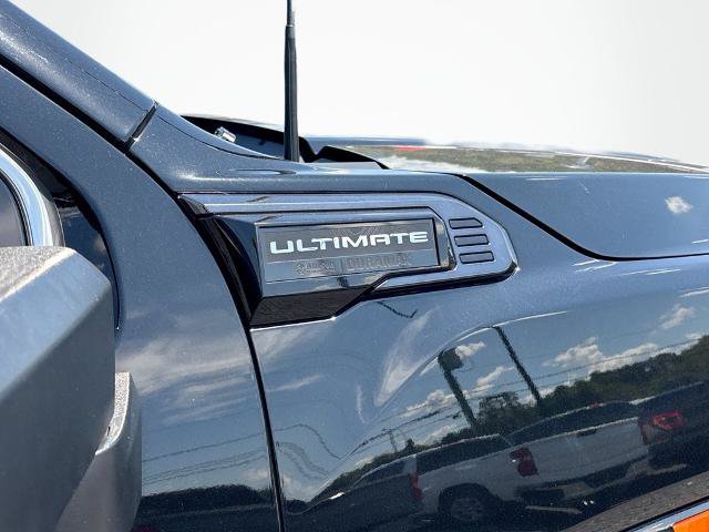 Used 2024 GMC Sierra 3500 Denali Ultimate AWD/4WD image 12