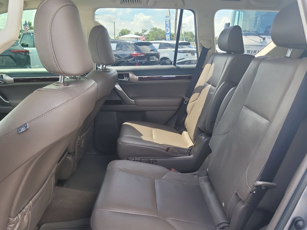 Used 2019 Lexus GX 460 Premium AWD/4WD image 10