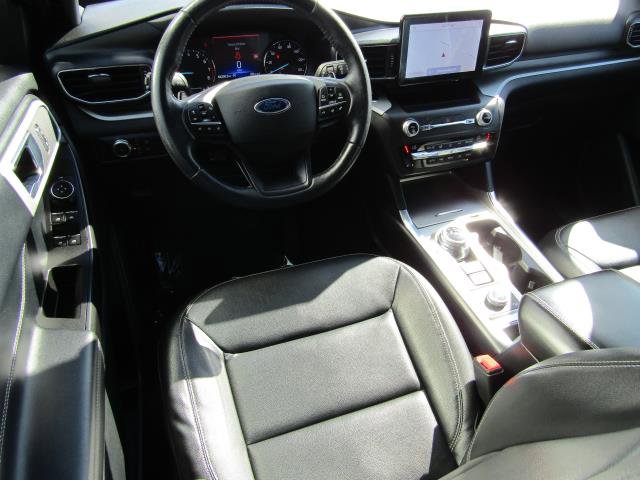 Certified 2020 Ford Explorer XLT w/ Equipment Group 202A image 2