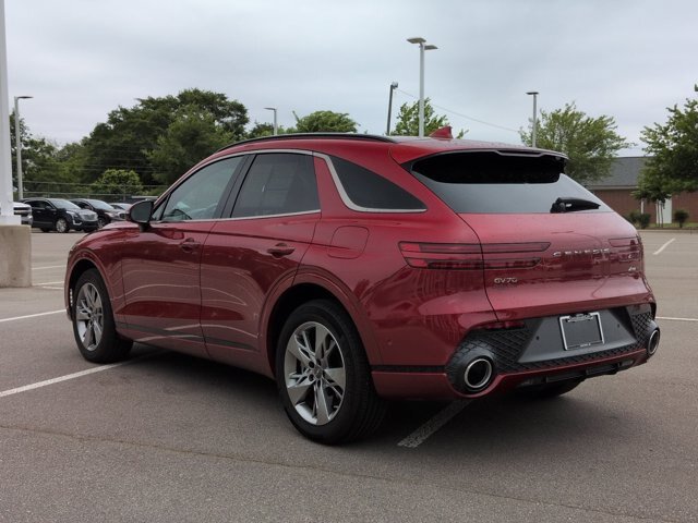 Used 2022 Genesis GV70 3.5T Sport w/ Sport Advanced Package AWD/4WD image 6