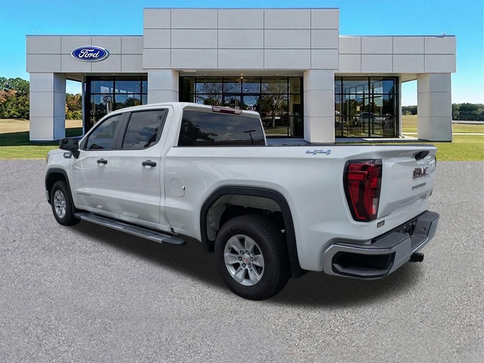 Used 2025 GMC Sierra 1500 Pro w/ Pro Value Package AWD/4WD image 4