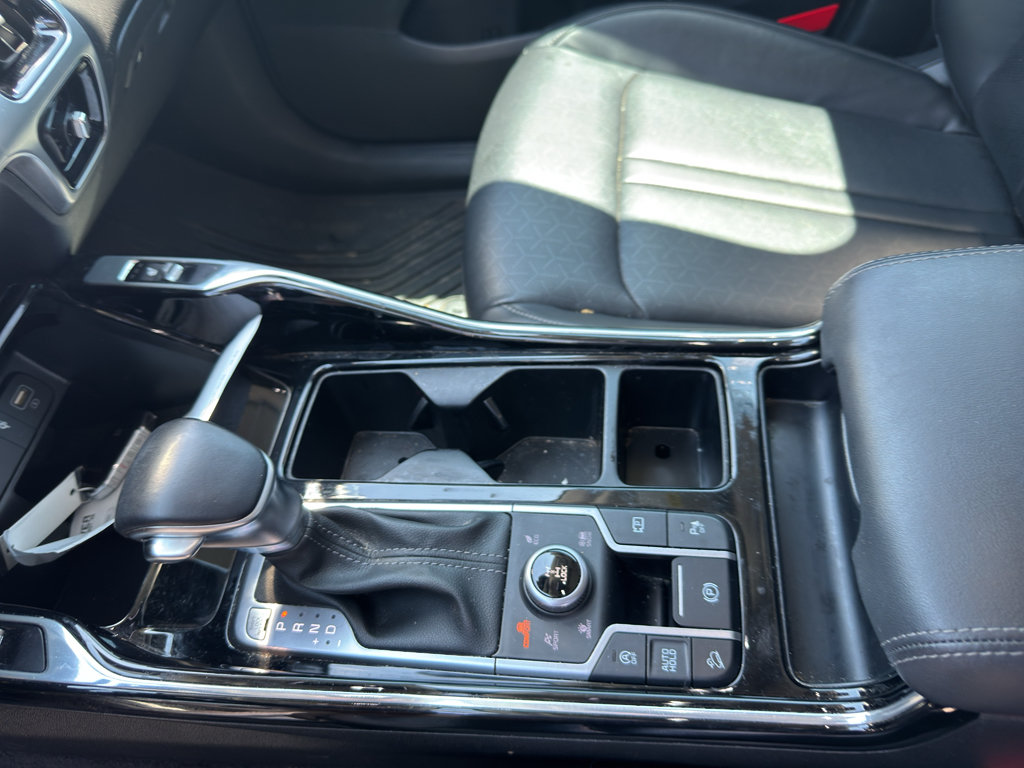 Used 2023 Kia Sorento SX AWD/4WD image 14