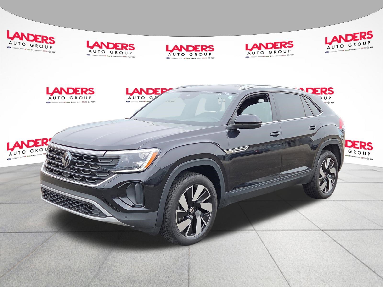 Used 2024 Volkswagen Atlas Cross Sport SE FWD image 7